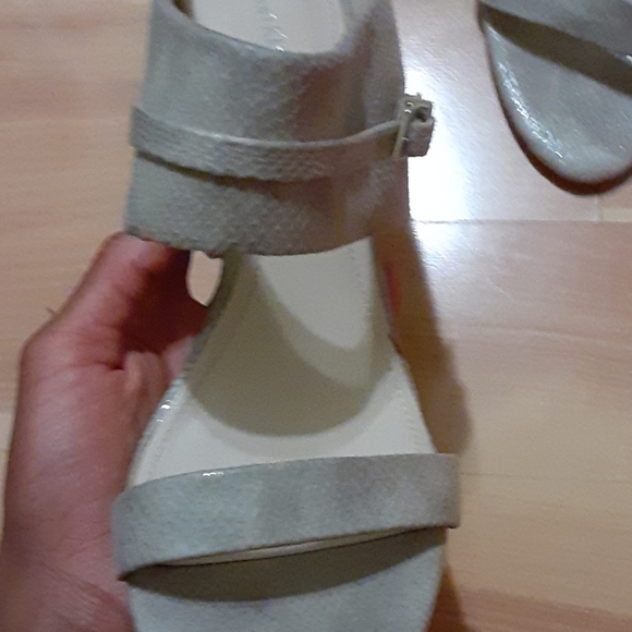 Calvin klein size 11 heels - Picture 5 of 5